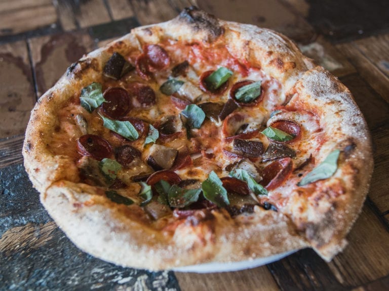noble-eatery-modern-wood-fired-deli-and-bakery